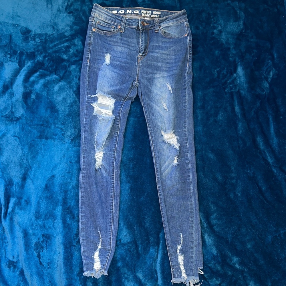 Women's Distressed Blue Skinny Jeans